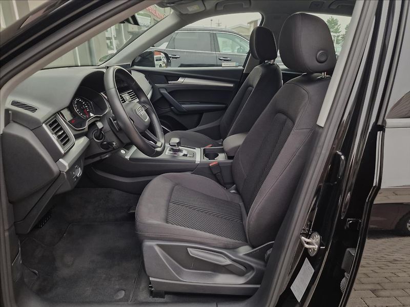 Audi Q5 40 TDI Quattro S Tronic,1.Maj - fotka 19 z 50