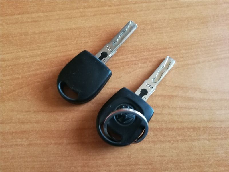 Volkswagen Golf 1,4 i 3dv. - fotka 13 z 14