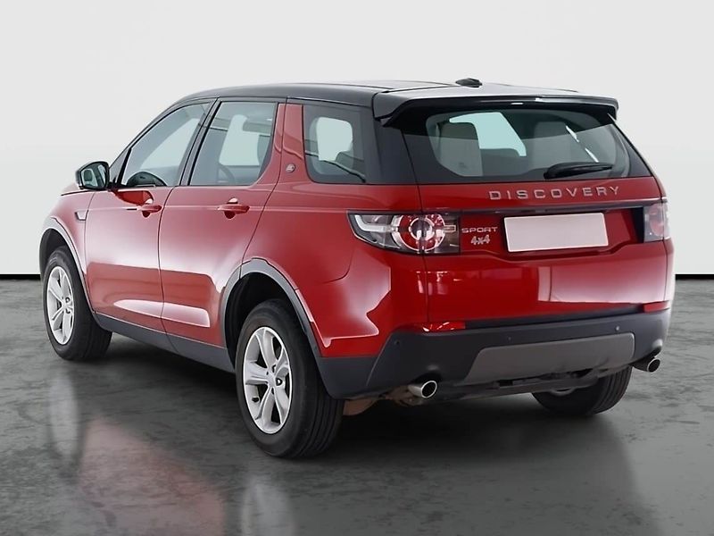 Land Rover Discovery Sport (2016) TD4, 4X4, Automat, 7 míst - fotka 4 z 22