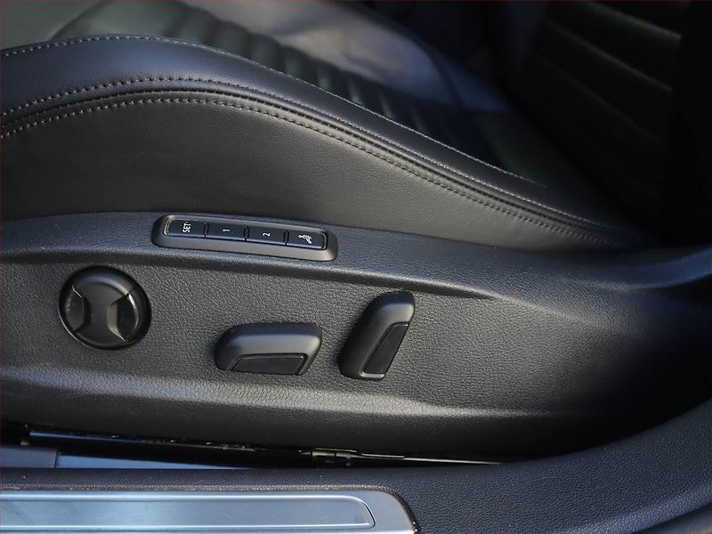 Volkswagen Passat (2017) 2.0 TDI, Kůže, Navi, Tempomat - fotka 20 z 24