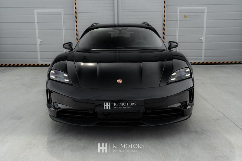 Porsche Taycan (2024) 320kW - fotka 4 z 50