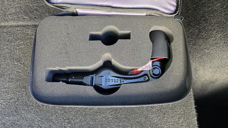 Tesla Model Y (2024) Long Range AWD DE SoH93,6% TZ - fotka 10 z 43
