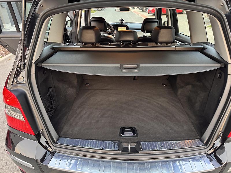 Mercedes-Benz GLK (2009) 220CDI 125Kw Rezervace - fotka 18 z 22