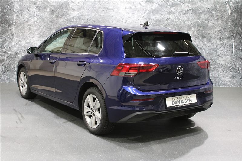 Volkswagen Golf 1,0 TSI Life 1.majitel CZ - fotka 4 z 30