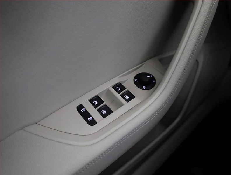 Škoda Superb (2021) Style 2.0 TDI - fotka 17 z 20