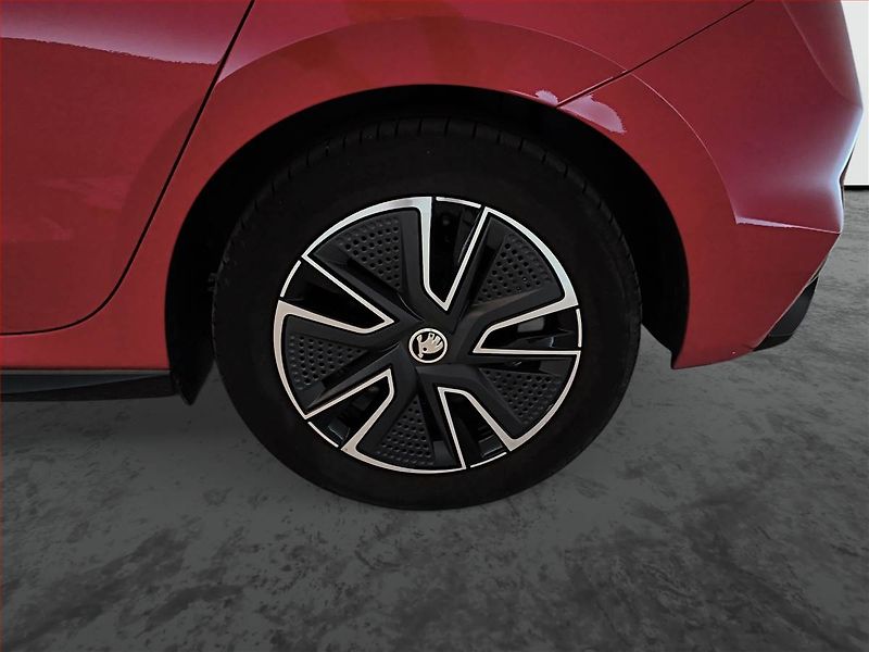 Škoda Fabia (2023) Monte Carlo 1.0 TSI - fotka 13 z 19
