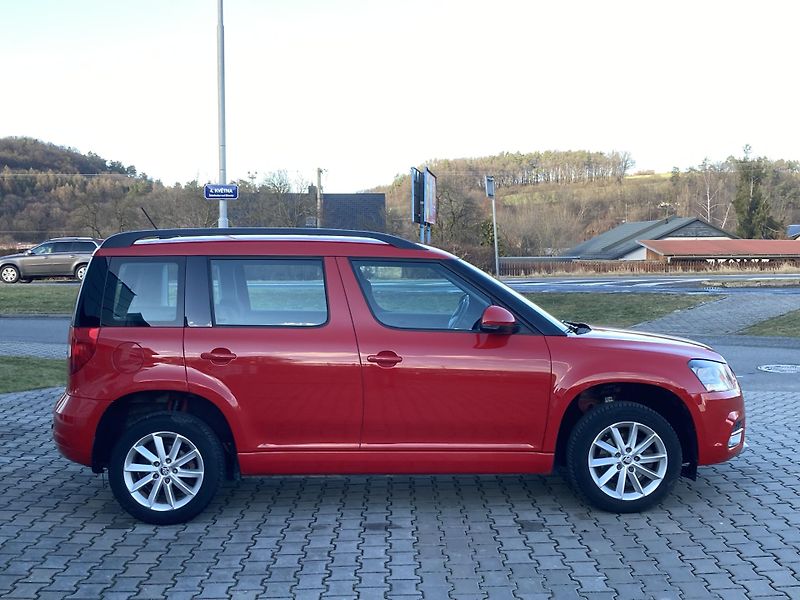Škoda Yeti (2015) 1.2 tsi dsg ACTIVE - fotka 6 z 32