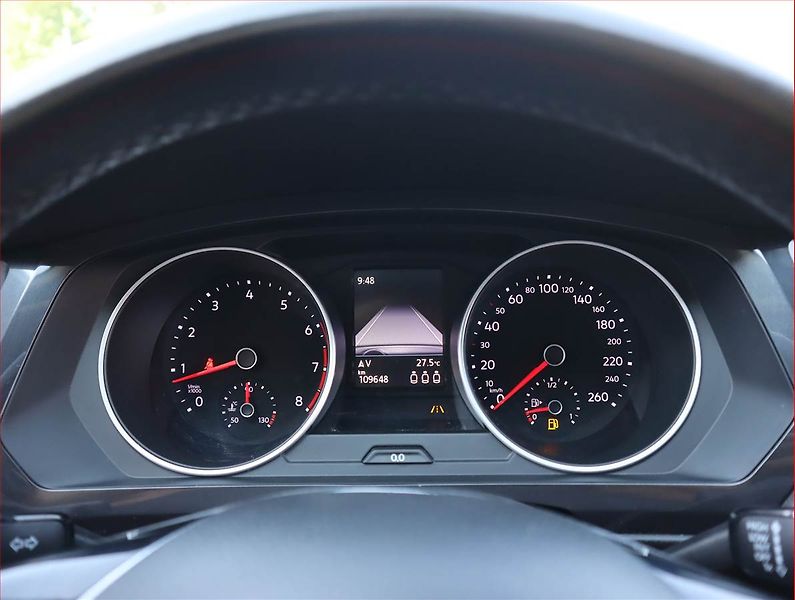 Volkswagen Tiguan (2018) 1.4 TSI, Navi, Tempomat - fotka 11 z 19