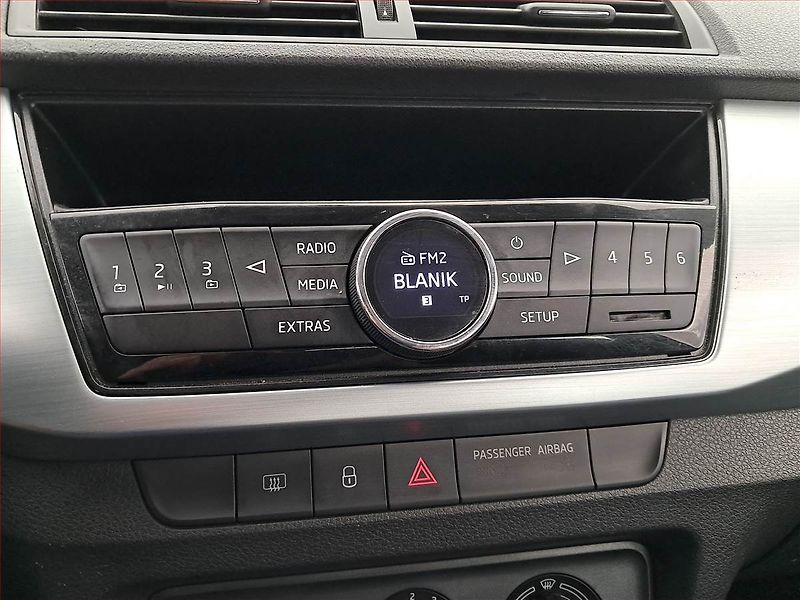 Škoda Fabia (2017) 1.2 TSI, ČR,1.maj - fotka 12 z 16
