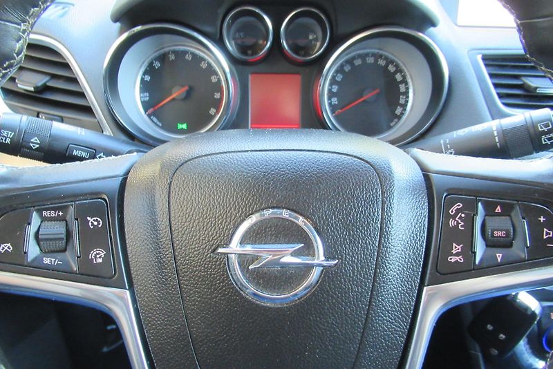 Opel Mokka 1.4i  4X4 AUT. KLIMA TAŽNÉ - fotka 10 z 28