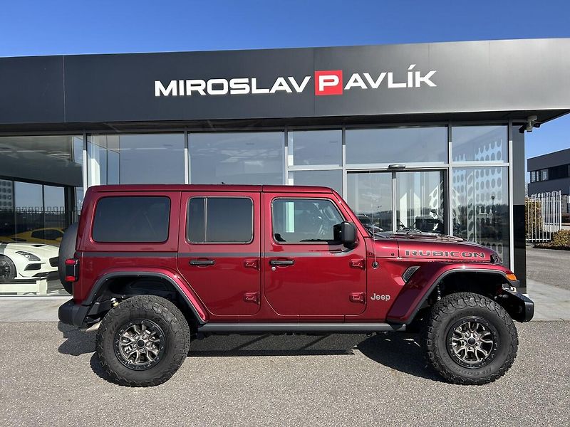 Jeep Wrangler Unlimited Rubicon 392 V8 - fotka 4 z 35