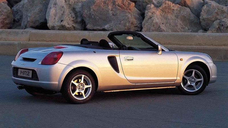 Toyota MR2 (W30).