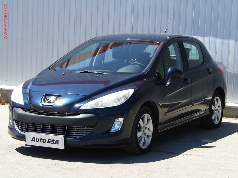 Peugeot 308 (2010) 1.6HDi, ČR, Premium - fotka 3 z 16