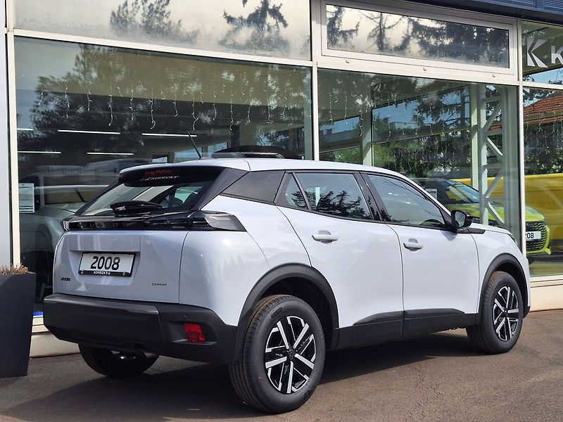 Peugeot 2008 (2026) STYLE 1.2 TURBO 100k MAN6 - fotka 5 z 22