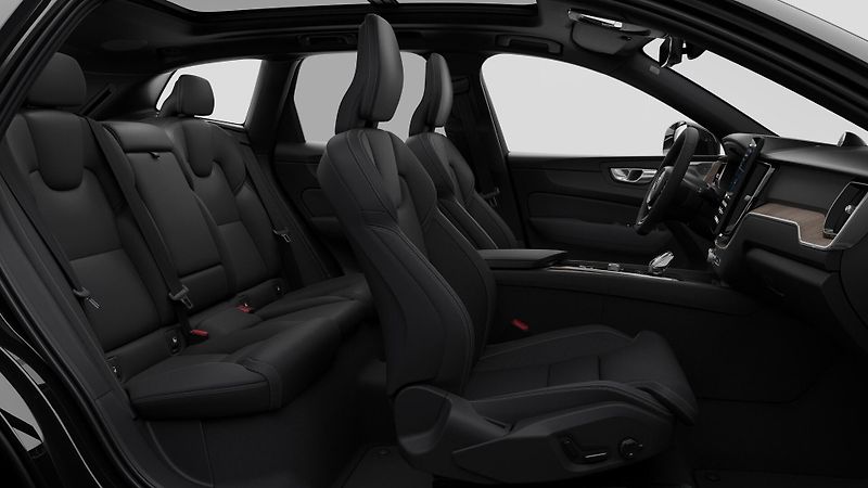 Volvo XC60 (2026) B5 AWD AUT BRIGHT PLUS  - fotka 4 z 12