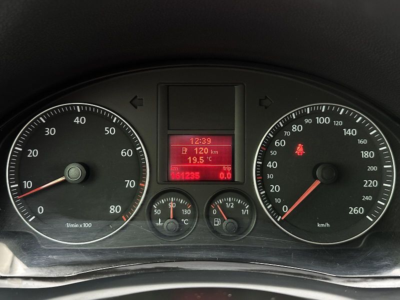 Volkswagen Golf Variant 1.4TSi Variant 122PS 2Z.Climat - fotka 17 z 33