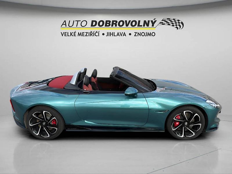 MG Cyberster GT (275kW/375k) / 041740 - fotka 10 z 20