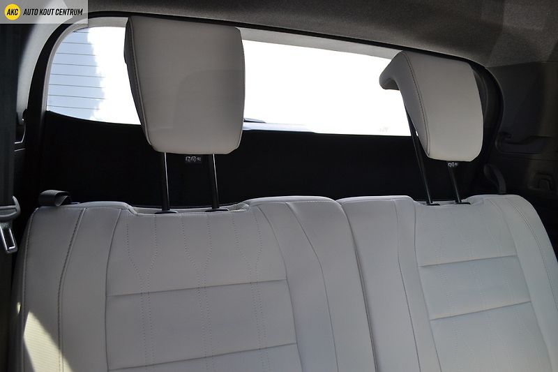 Renault Espace ICONIC E-TECH FULL HYBRID 200k - fotka 24 z 78
