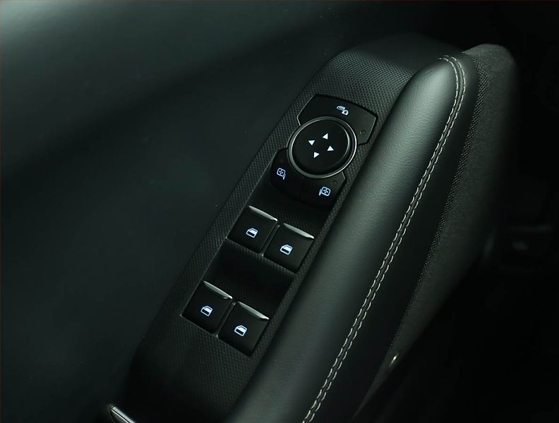 Ford Mustang Mach-E (2021) Standard Range RWD, SoH 94% - fotka 16 z 18