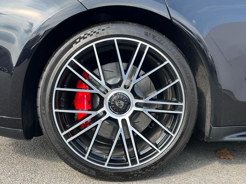 Porsche Panamera Turbo E-Hybrid - fotka 11 z 30
