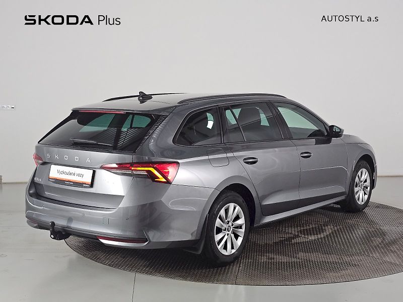 Škoda Octavia (2025) 1.5TSI 110KW 130LET - fotka 2 z 30