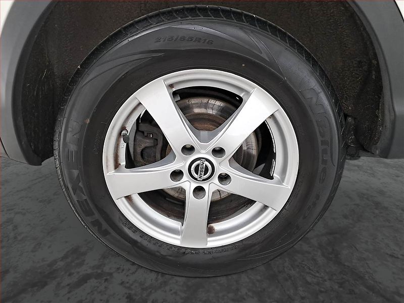 Nissan Qashqai (2017) 1.2 DIG-T, ČR,1.maj, Tempomat - fotka 15 z 18