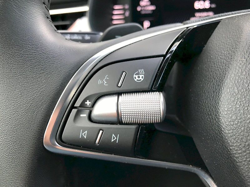 Škoda Kamiq (2025) SELEC TSI 110/1.5 A7F - fotka 19 z 27