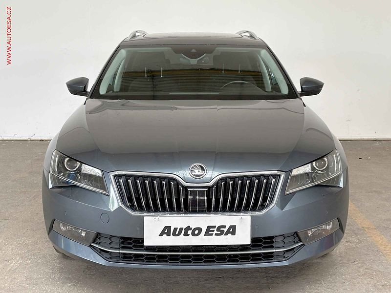 Škoda Superb (2019) 1.5TSi, Ambition, DSG, bixen - fotka 2 z 18