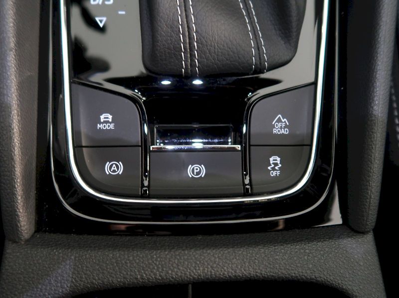 Škoda Kodiaq (2023) SPORTLINE 2.0TSI 140KW 4x4 DSG - fotka 35 z 42