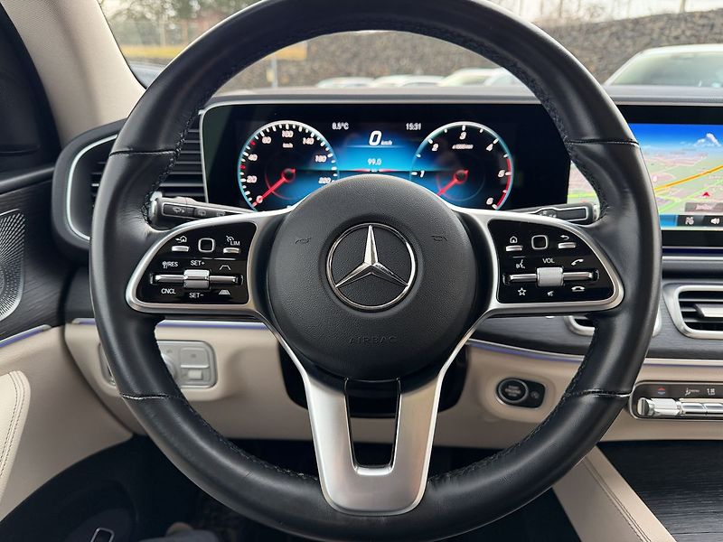Mercedes-Benz GLE 400d 4MATIC - fotka 18 z 29