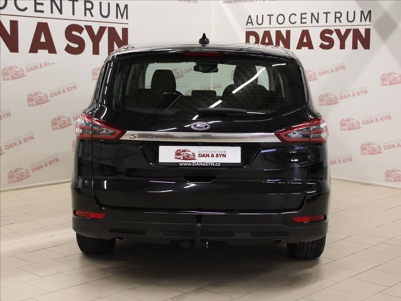 Ford S-MAX 2,0 TDCi 1.majitel - fotka 5 z 32