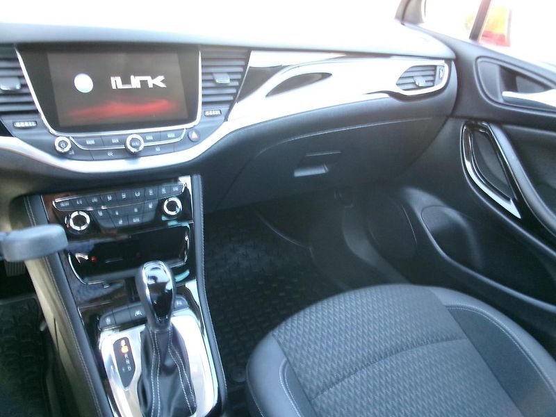 Opel Astra (2017) 1.4 T AUTOMAT  ÚPRAVA ZTP - fotka 11 z 18