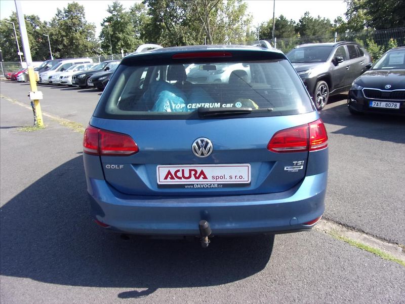 Volkswagen Golf 1,2 TSI  Variant  81kW ČR - fotka 4 z 26