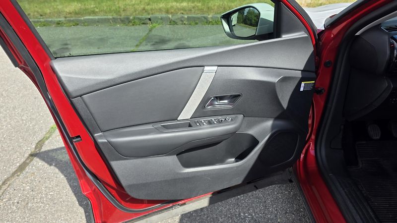 Citroën C4 (2021) FEEL, Odpočet DPH, serv. kniha - fotka 14 z 38