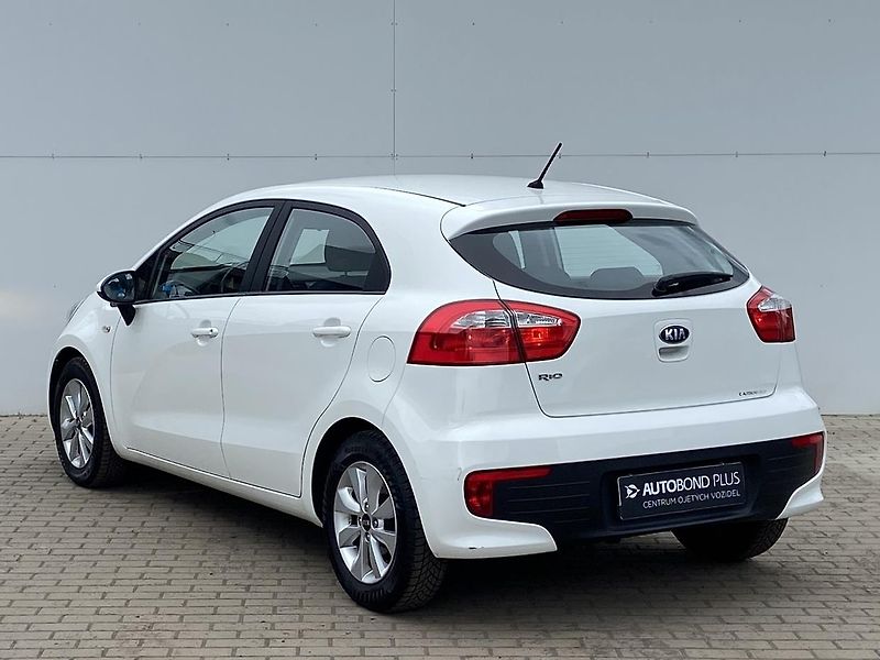 Kia Rio 1.25 CVVT 61kW Comfort PLUS - fotka 7 z 18