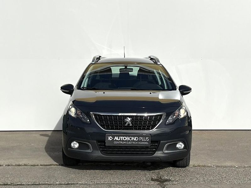 Peugeot 2008 1.2 PureTech 110k ACTIVE - fotka 4 z 19