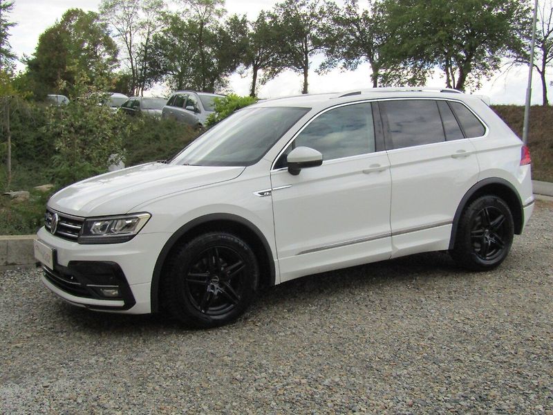 Volkswagen Tiguan (2017) 1.4 TSI 110kW DSG R-Line - fotka 2 z 43