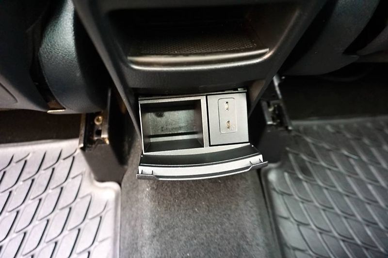 Mercedes-Benz GLA (2023) 4 MATIC 250 165 kW - fotka 27 z 54