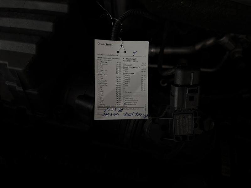 Volkswagen Multivan 2,0   TDI DSG 4M INDIVIDUAL - fotka 38 z 45