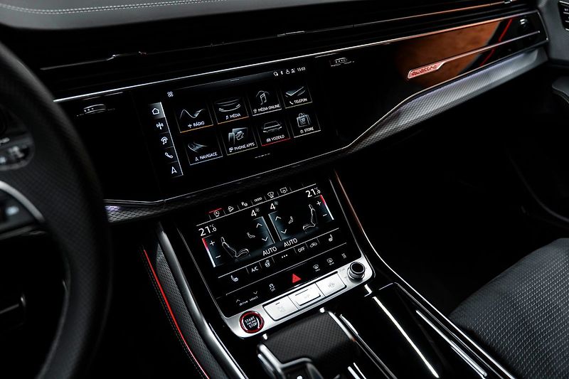 Audi SQ8 - fotka 10 z 21