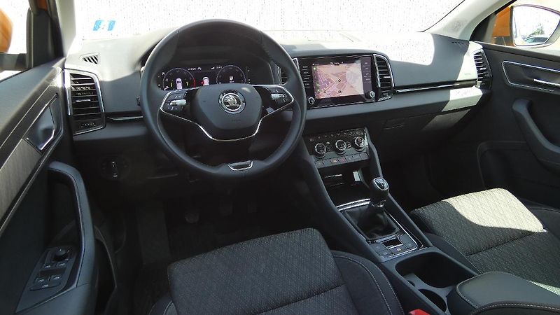 Škoda Karoq 1,5 TSI DSG Style - fotka 5 z 22