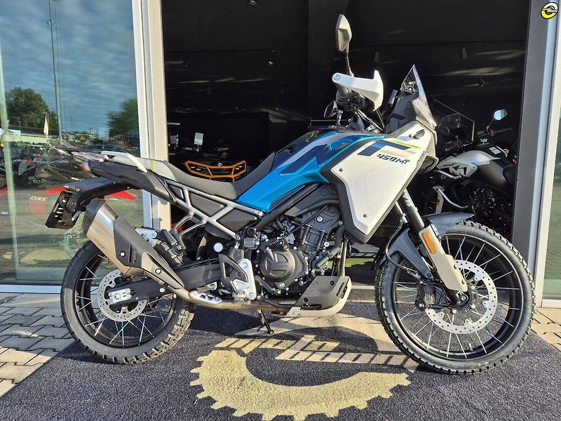 CFMOTO 450 MT-R (2026) - fotka 59 z 78