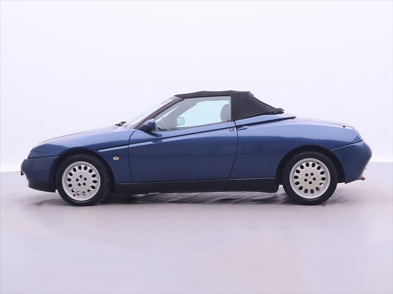 Alfa Romeo Spider 2,0 TS 16V 110kW Klima Kůže - fotka 4 z 27
