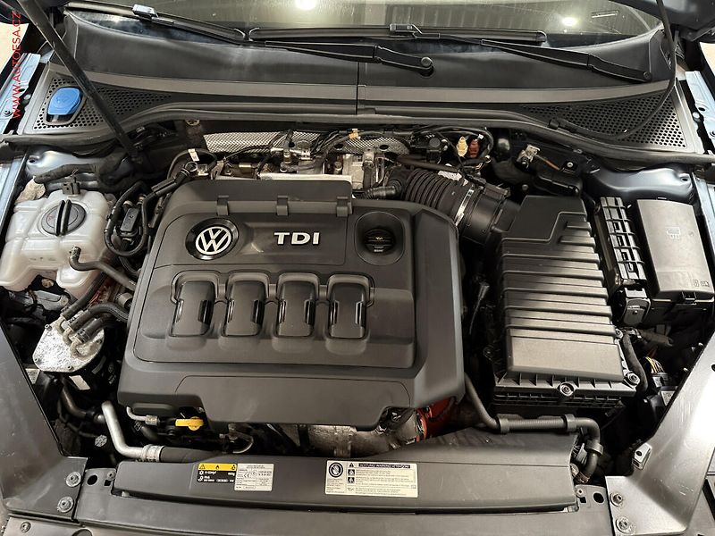 Volkswagen Passat (2016) 2.0TDi 4x4, ČR, Alltrack - fotka 7 z 26