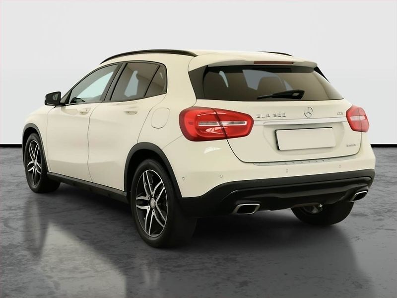 Mercedes-Benz GLA (2014) 200 CDI, 4X4, Automat - fotka 4 z 20