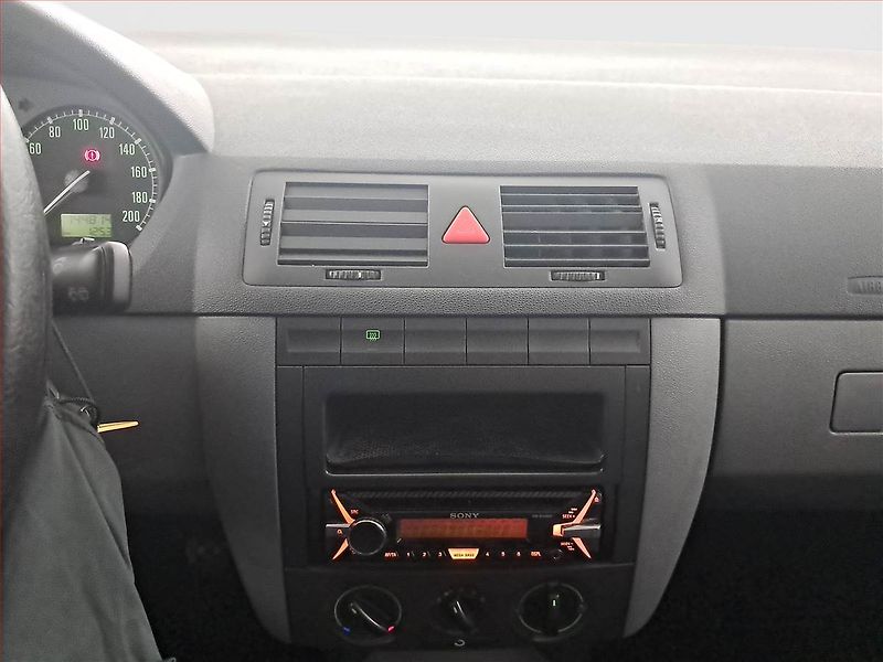 Škoda Fabia (2002) 1.4, Eko.zaplacen, po STK - fotka 12 z 14