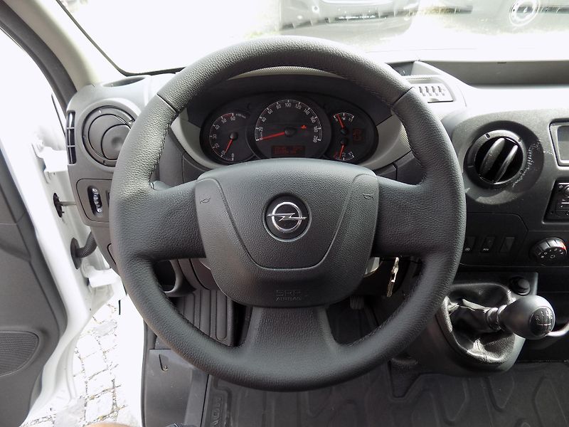 Opel Movano 2,3 CDTI 107 KW L1H1 9 MÍST - fotka 33 z 42