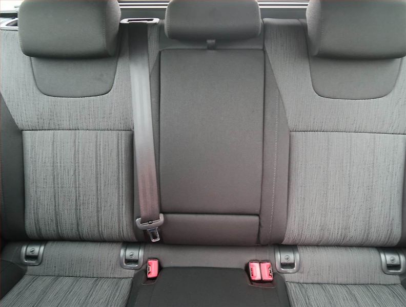 Škoda Octavia (2017) Style 1.6 TDI, Serv.kniha - fotka 10 z 13