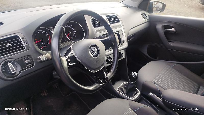 Volkswagen Polo (2017) 1.0 tsi - fotka 6 z 15