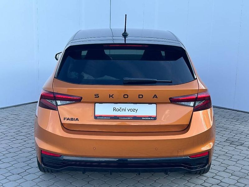 Škoda Fabia Monte Carlo 6MP 1,0TSI - fotka 22 z 24